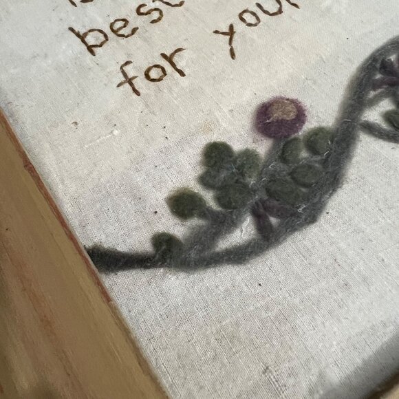 Vintage Handmade‎ Embroidered Sister Quote Distressed Framed With Floral Design - Picture 3 of 9